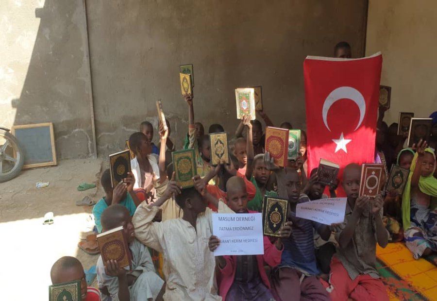Kuranı Kerim Dağıtım Projesi